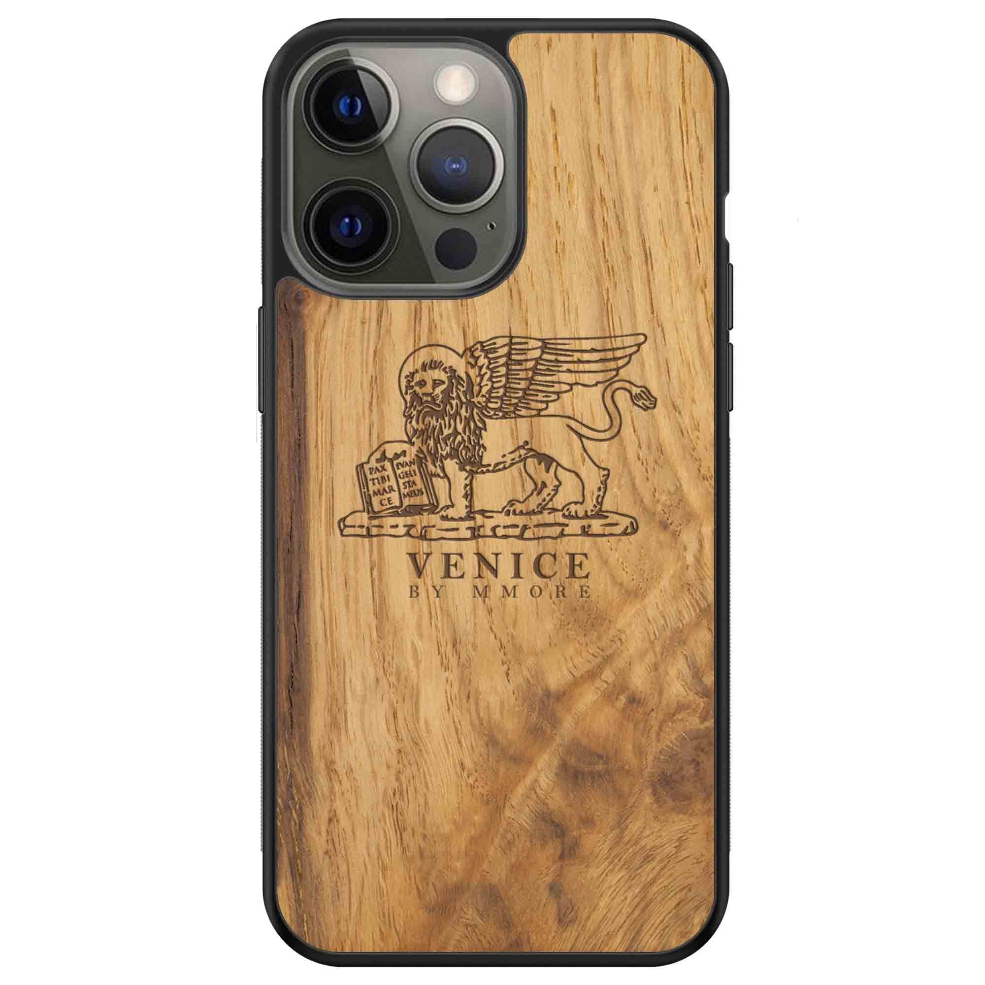 image-The Venice case - The Lion of St. Marco with the lettering
