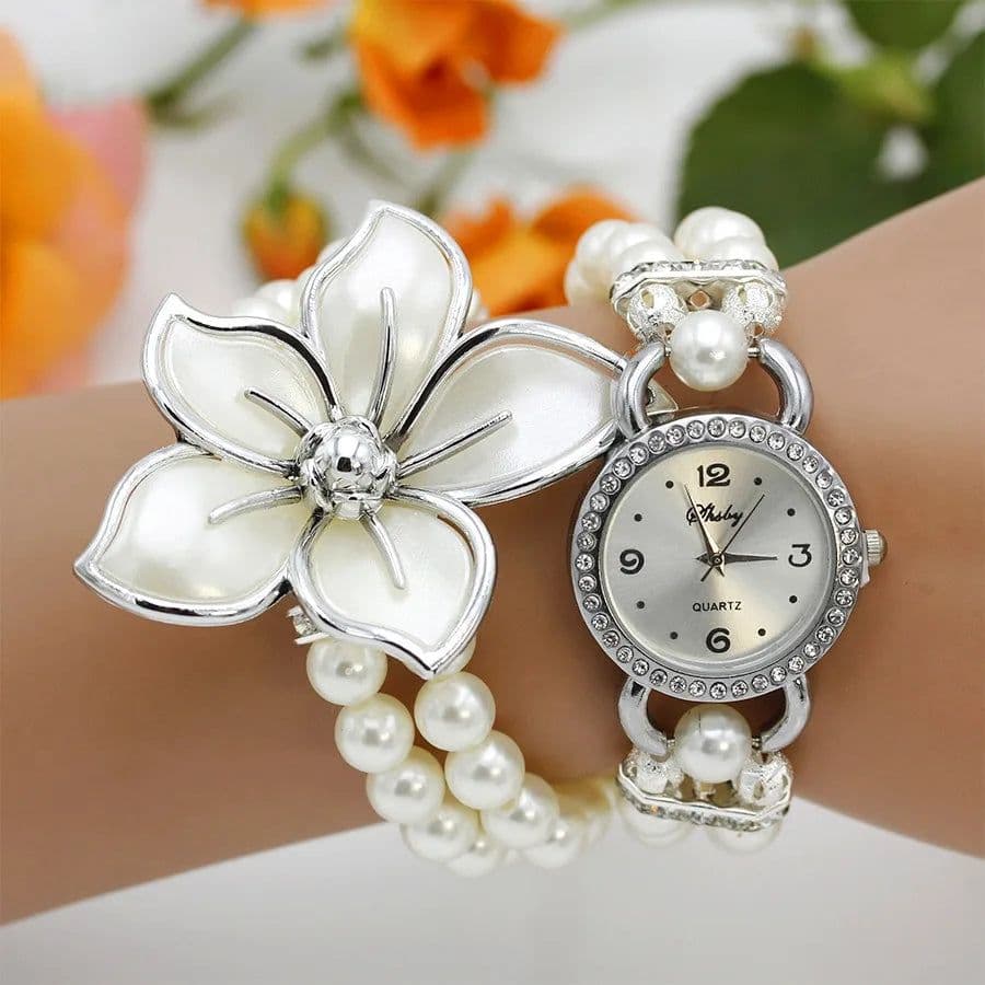 image-New Fashion Women Dress Watches Ladies Pearl Chain White Flower Bracelet Quartz Wristwatches Women Rhinestone Watches