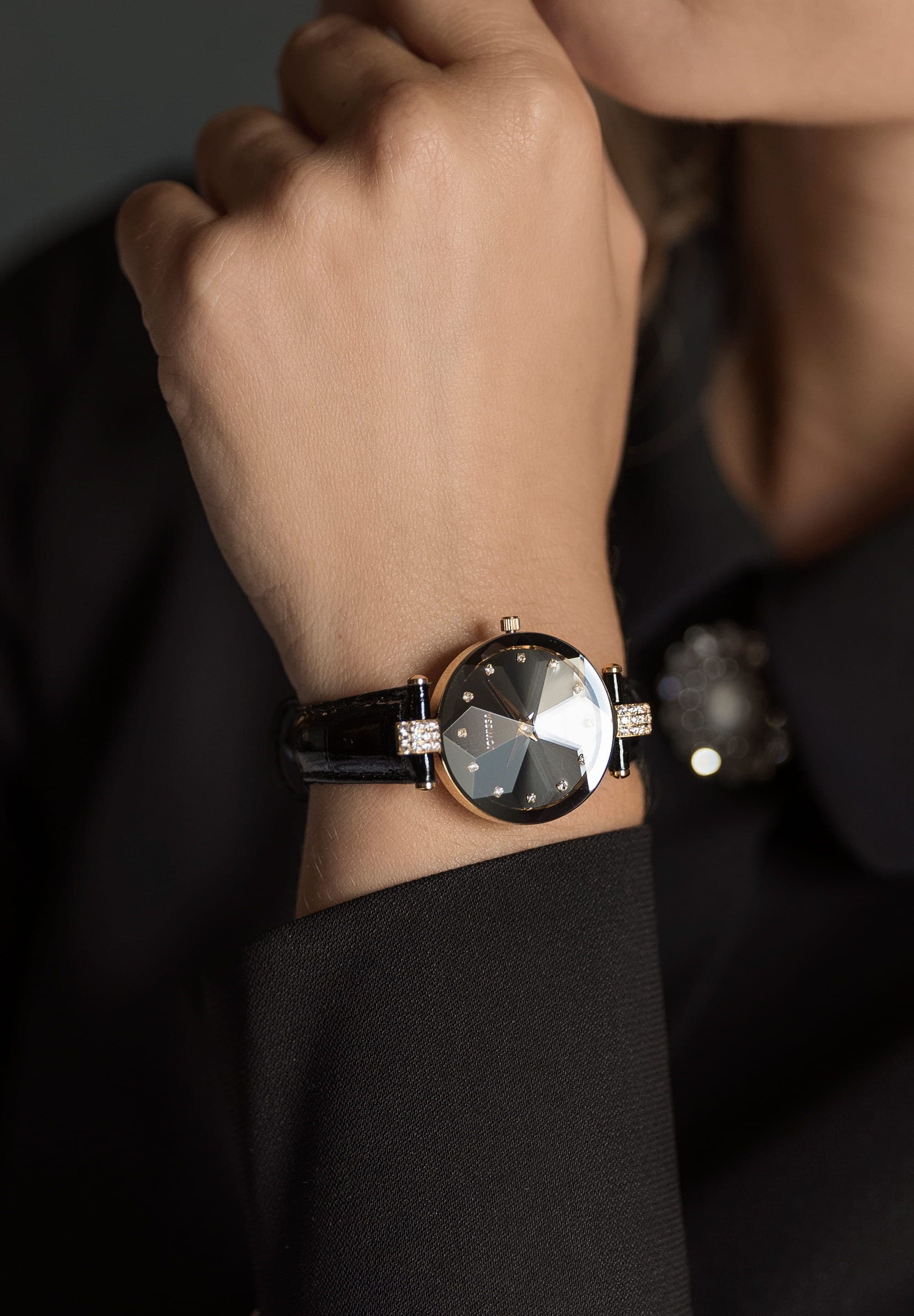 image-Facet Strass Swiss Ladies Watch J5.614.M