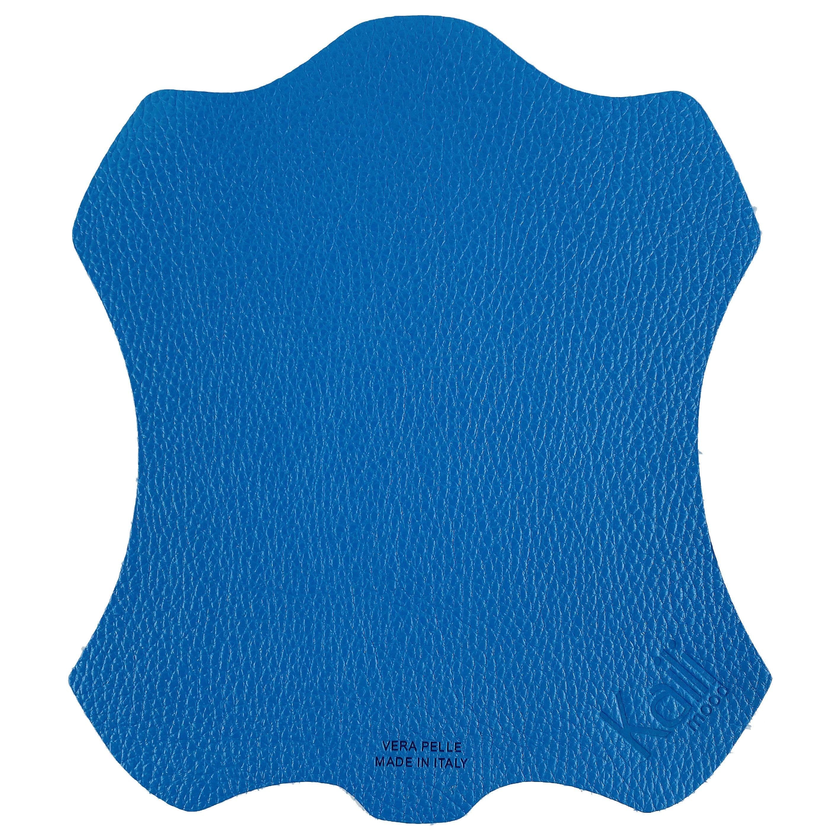 image-K0001OB | Tappetino per Mouse Made in Italy in Vera Pelle pieno fiore, grana dollaro - Colore Azzurro - Dimensioni: cm 20 x 23 - Confezione: Sacchetto tubolare Tnt