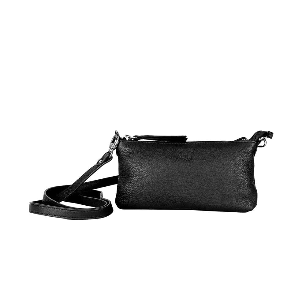 image-K0013AB | Tracollina Donna in Vera Pelle pieno fiore, con leggera grana. Tracolla removibile. Accessori Nickel Lucido. Colore Nero. Dimensioni: cm 20 x 10,5 x 2. Confezione: Sacchetto Tnt
