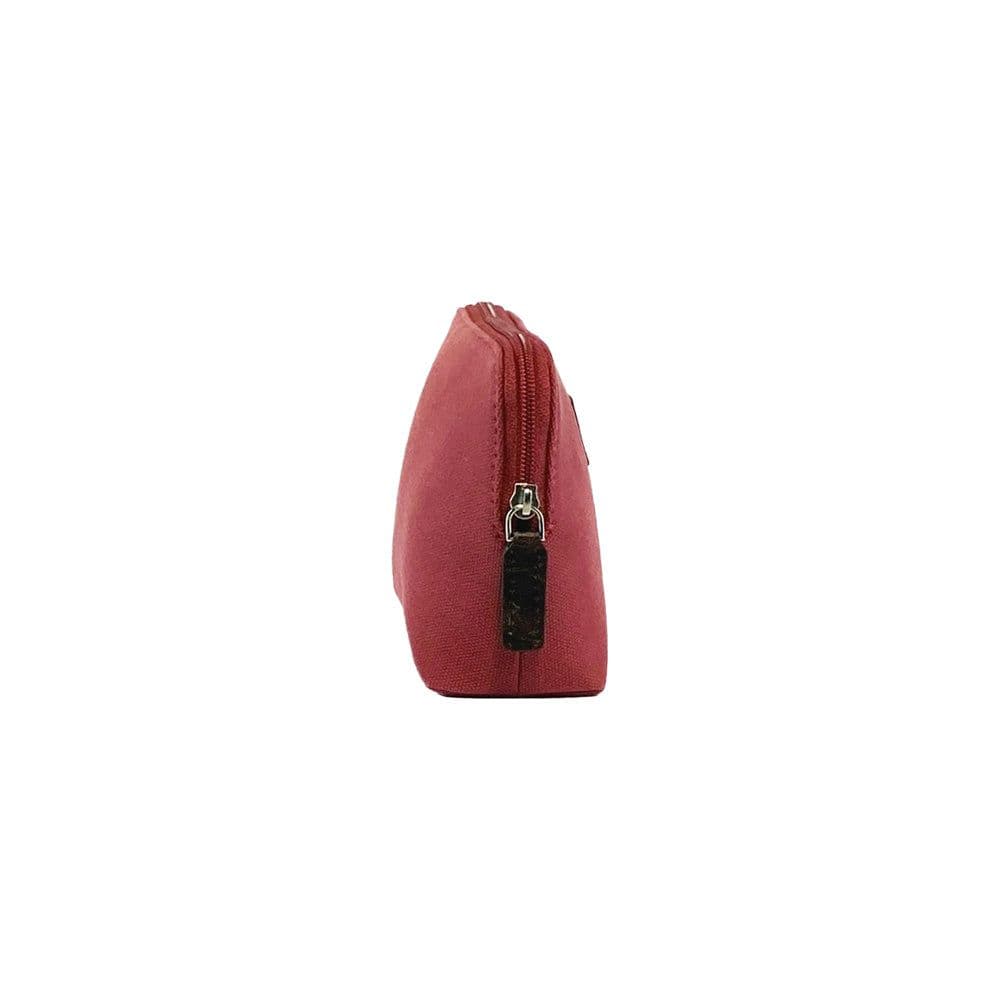 image-K0026XB | Pochette da Donna in Canvas/Vera Pelle pieno fiore Volanata - Colore Bordeaux/Testa Moro. Chiusura con lampo. Dimensioni: cm 17 x 13 x 6,5 - Confezione: Sacchetto Tnt