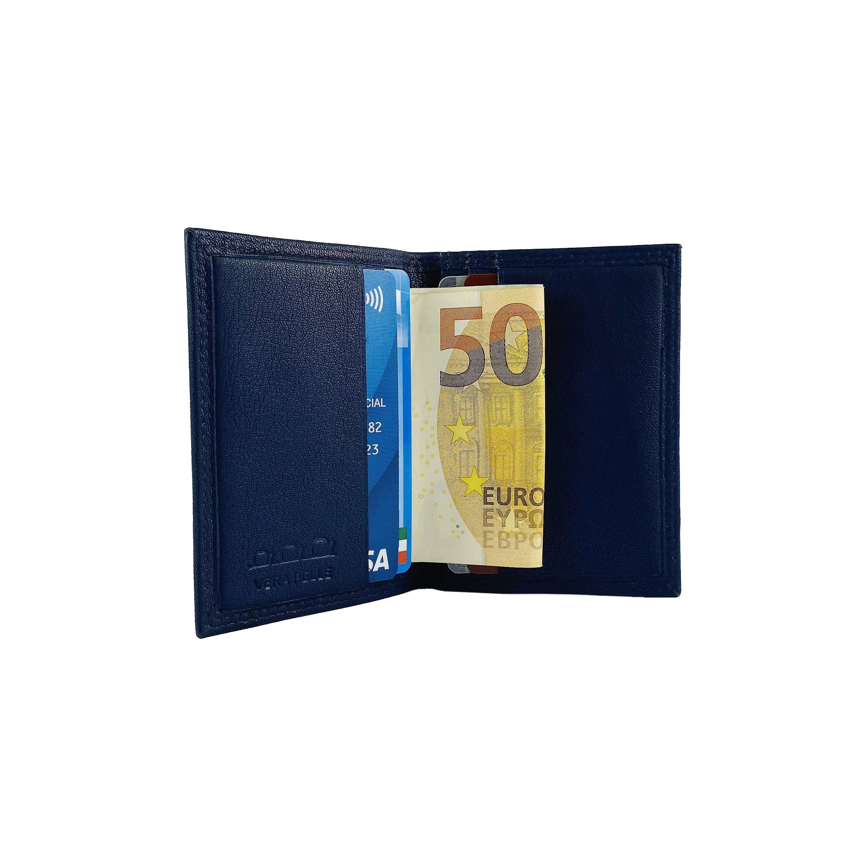 image-K10217DB | Porta Carte di Credito in Vera Pelle pieno fiore, con leggera grana. Colore Blu. Chiusura con elastico. Dimensioni da chiuso: cm 7 x 9,8 x 0,5. Confezione: Gift Box rigido fondo/coperchio