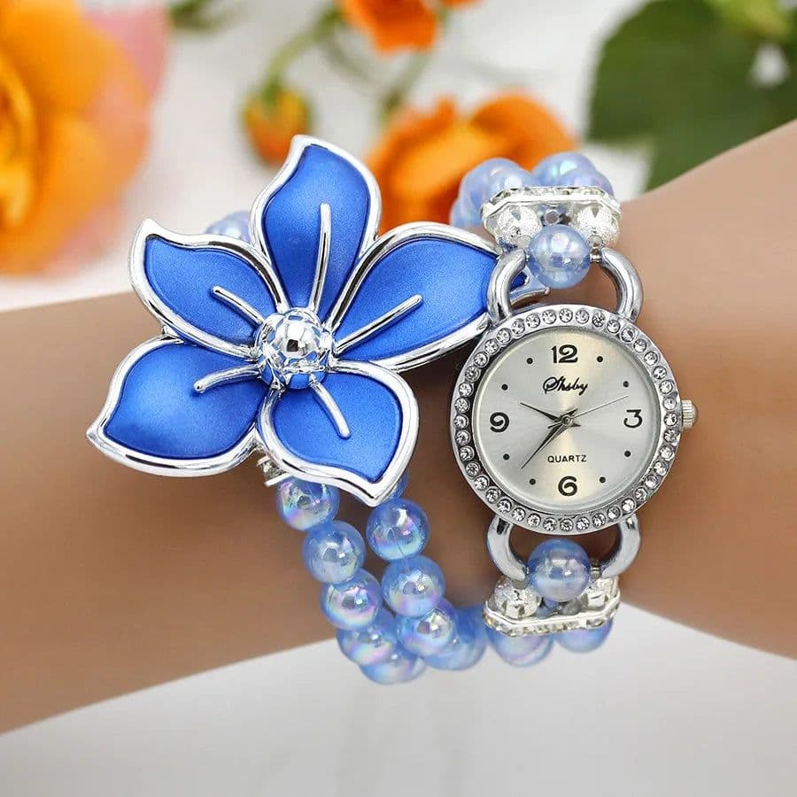 image-New Fashion Women Dress Watches Ladies Pearl Chain White Flower Bracelet Quartz Wristwatches Women Rhinestone Watches