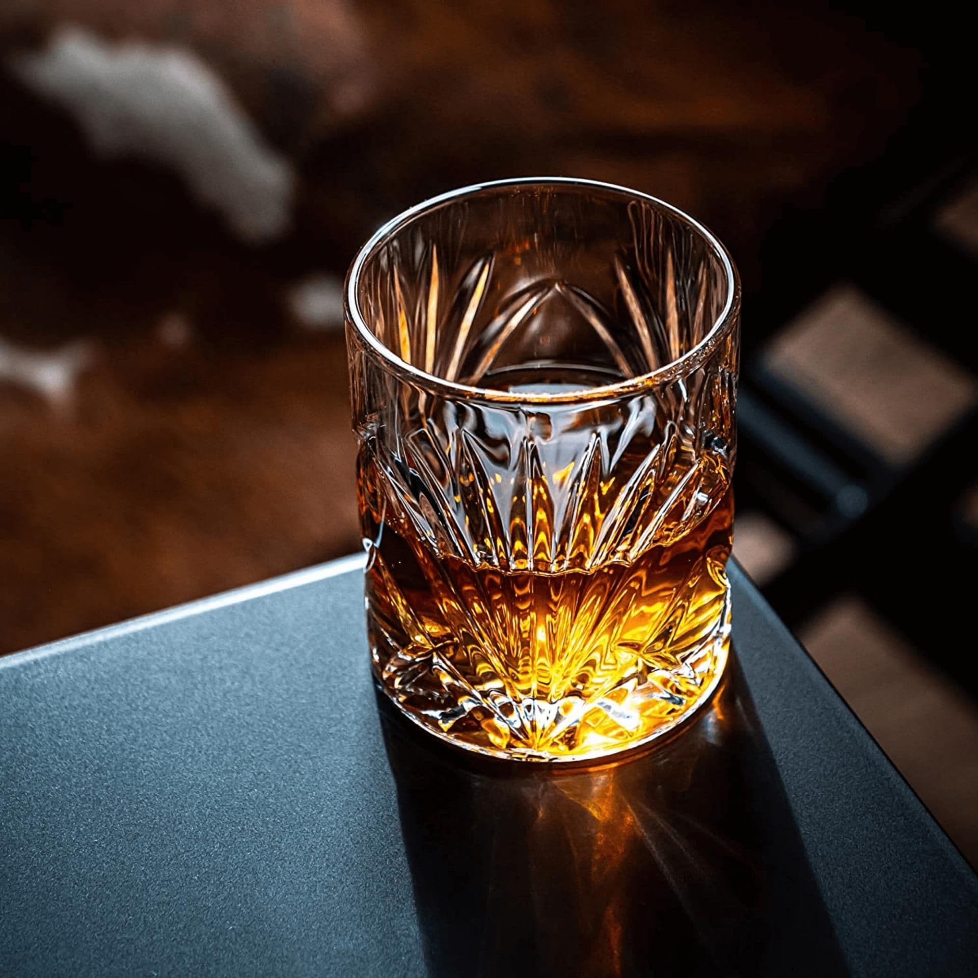 image-Whiskey Chilling Stones Gift Set With 2 Palm Crystal Glasses