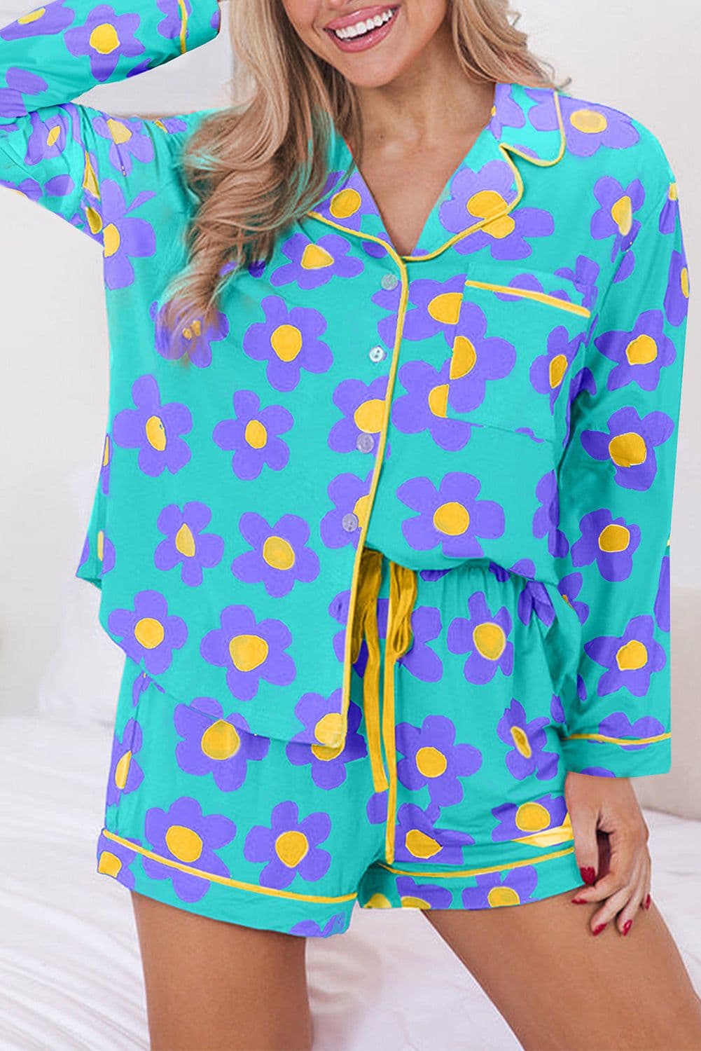 image-Green Flower Print Long Sleeve Shirt Shorts Pajamas Set