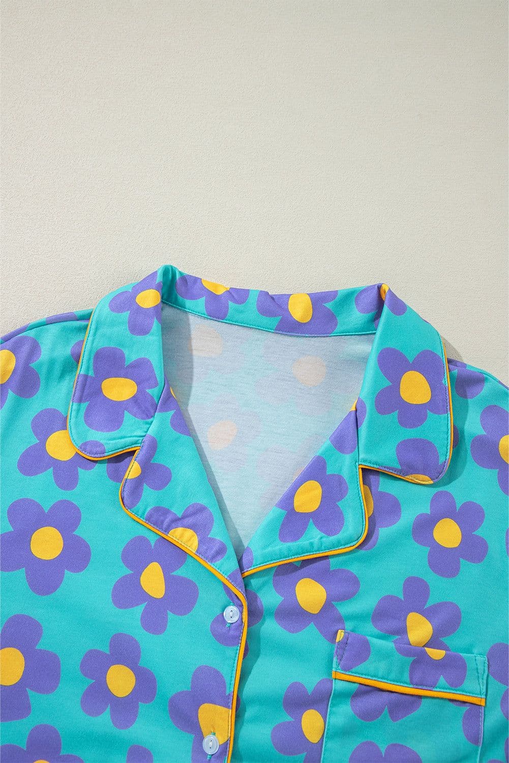 image-Green Flower Print Long Sleeve Shirt Shorts Pajamas Set