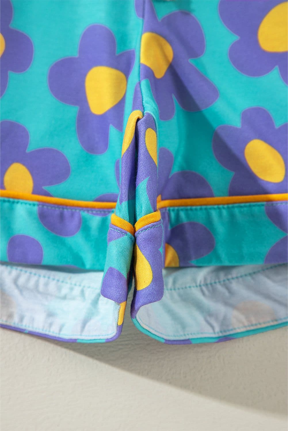 image-Green Flower Print Long Sleeve Shirt Shorts Pajamas Set