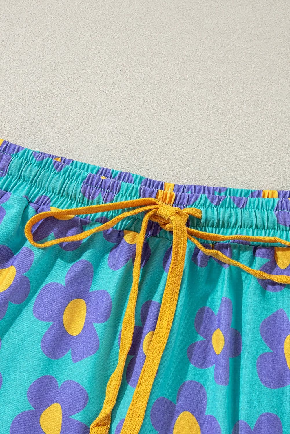 image-Green Flower Print Long Sleeve Shirt Shorts Pajamas Set