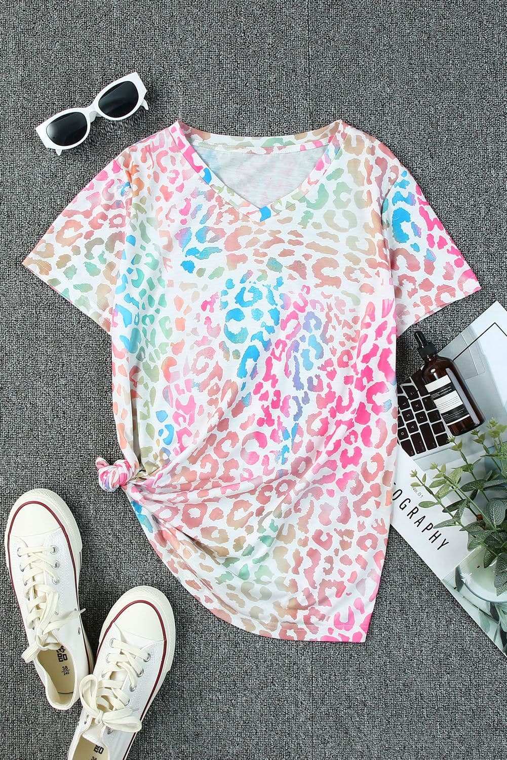 image-Colorful Leopard V Neck Short Sleeve Top