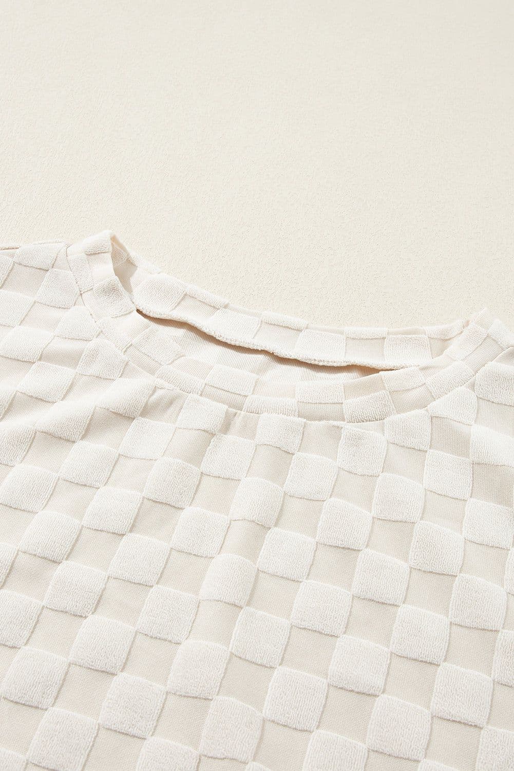 image-Beige Solid Textured Thumbhole Sleeve Top