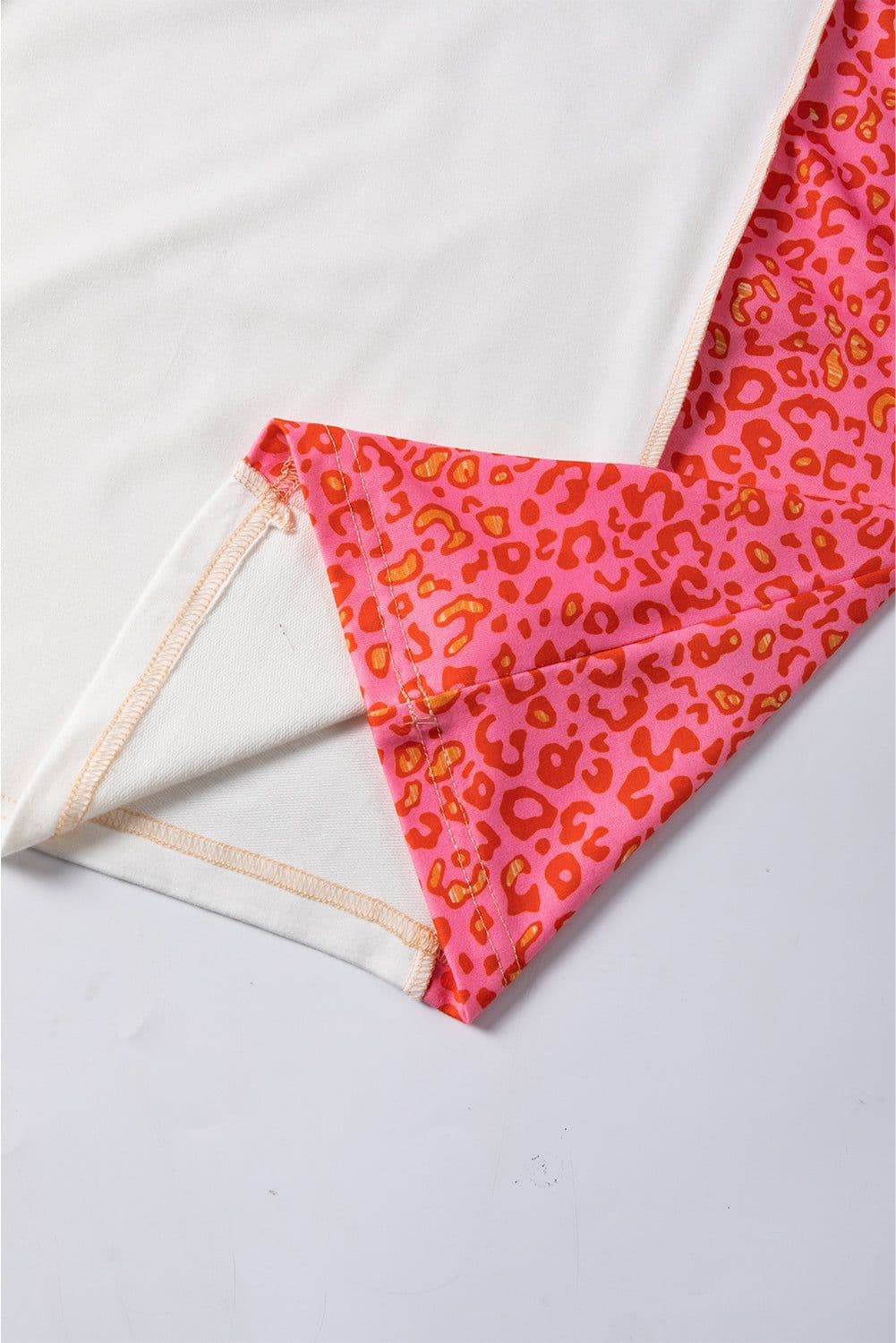 image-Peach Blossom Leopard Colorblock Patchwork Exposed Seam Top