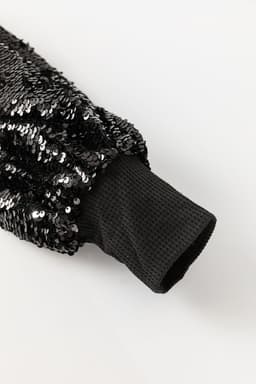 image-Black Sequin Patchwork Lantern Sleeve Blouse