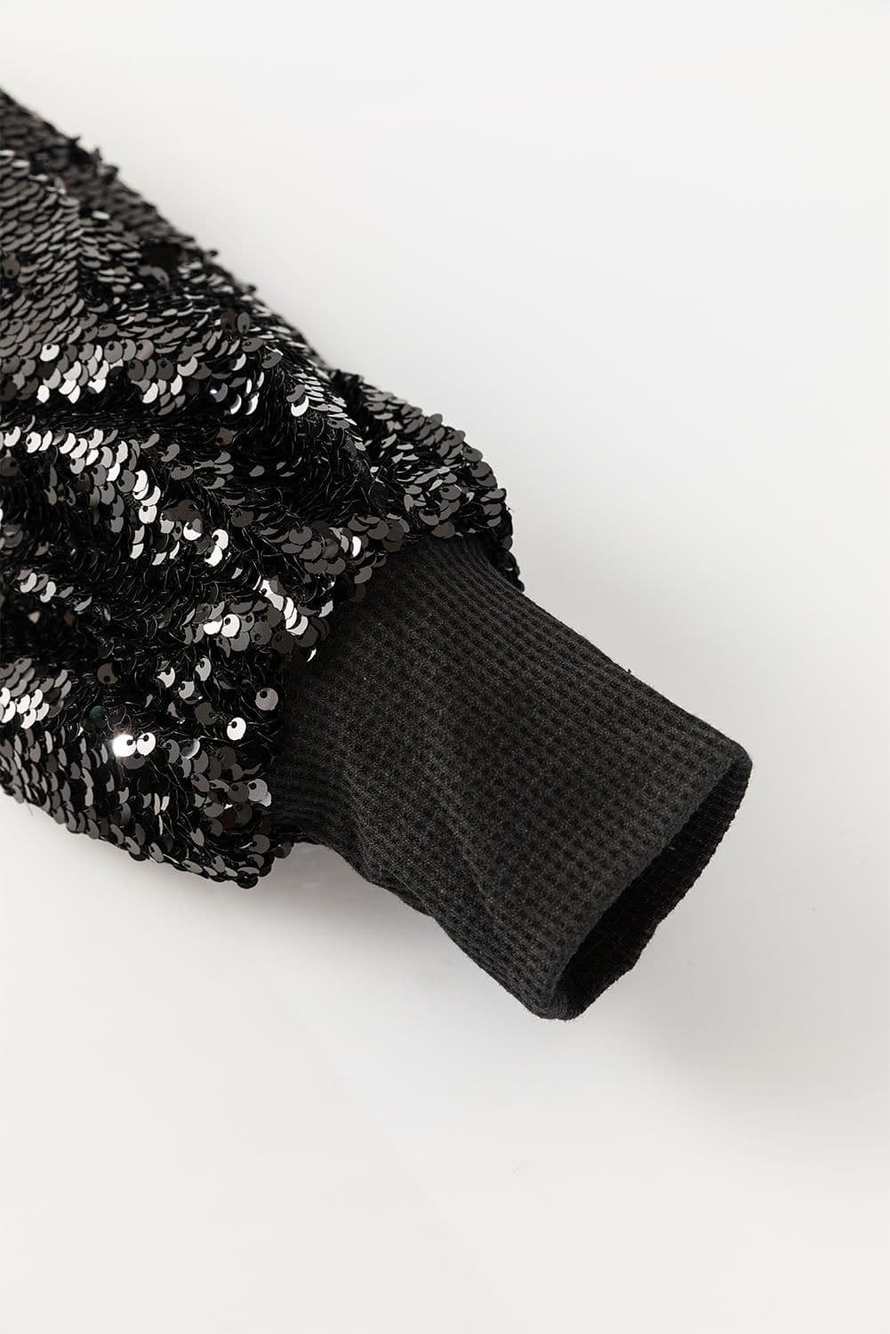 image-Black Sequin Patchwork Lantern Sleeve Blouse