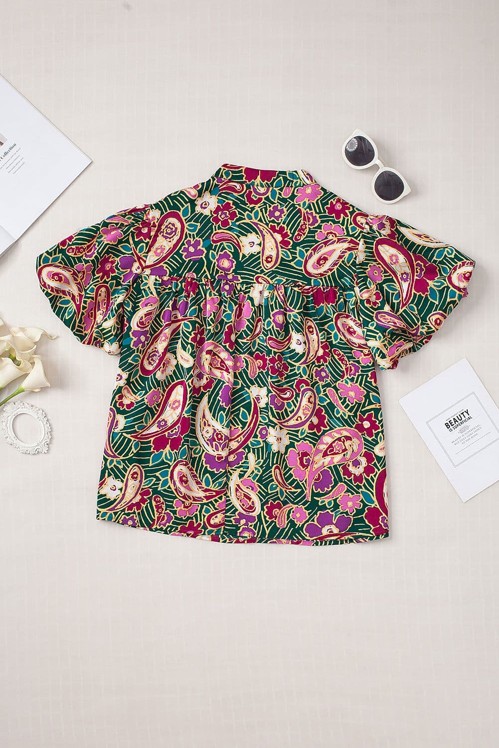 image-Green V Neck Short Bubble Sleeve Paisley Blouse
