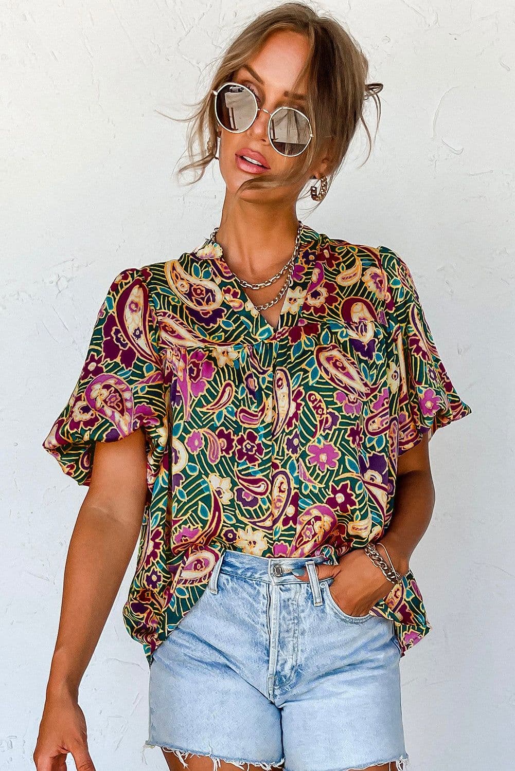 image-Green V Neck Short Bubble Sleeve Paisley Blouse