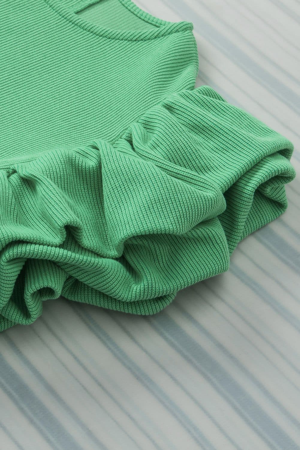image-Green Ribbed Knit Puffy Ruffle Sleeve Blouse