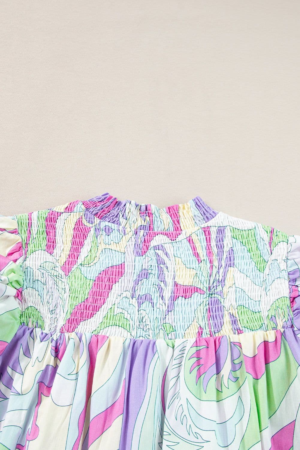 image-Green Abstract Print Bubble Sleeve Smock Detail Blouse