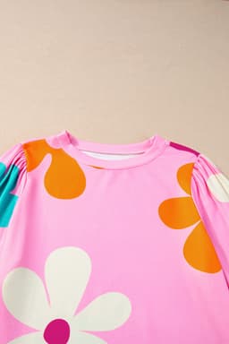 image-Apricot Cute Flower Print Bracelet Sleeve Top