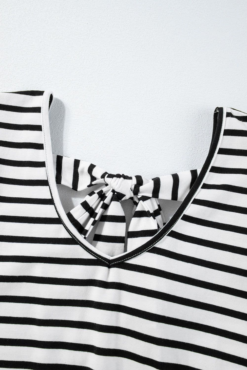 image-White Stripe Butterfly Sleeve V Neck Hollowed Knot Back T Shirt