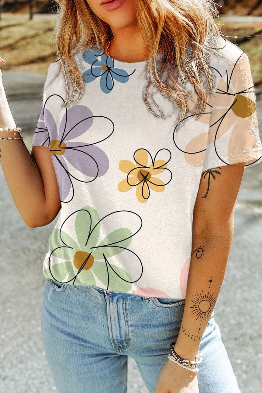 image-Beige Summer Flower Print Casual Round Neck T Shirt