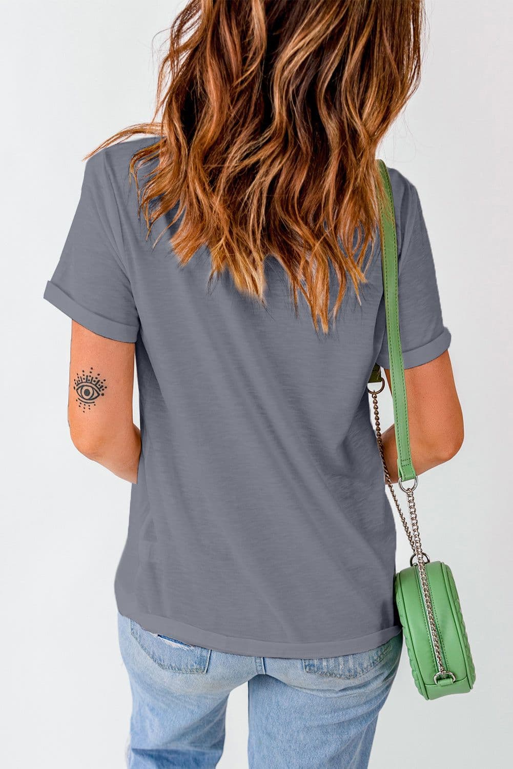image-White Solid Color Crew Neck Tee
