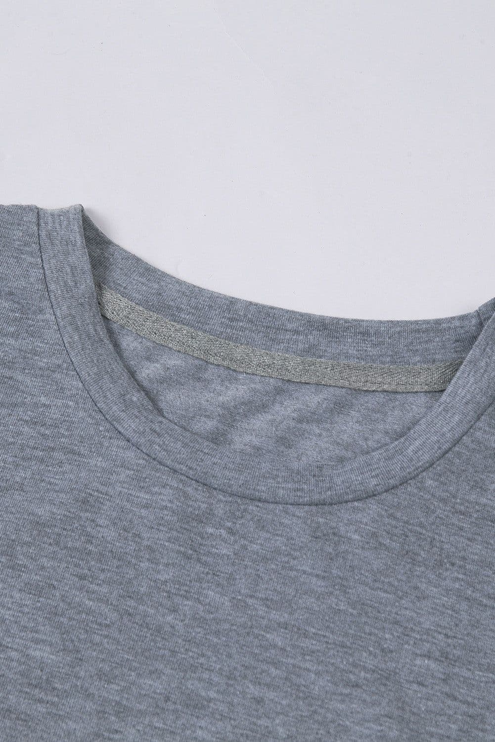 image-White Solid Color Crew Neck Tee