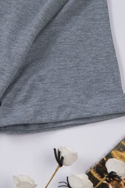 image-White Solid Color Crew Neck Tee