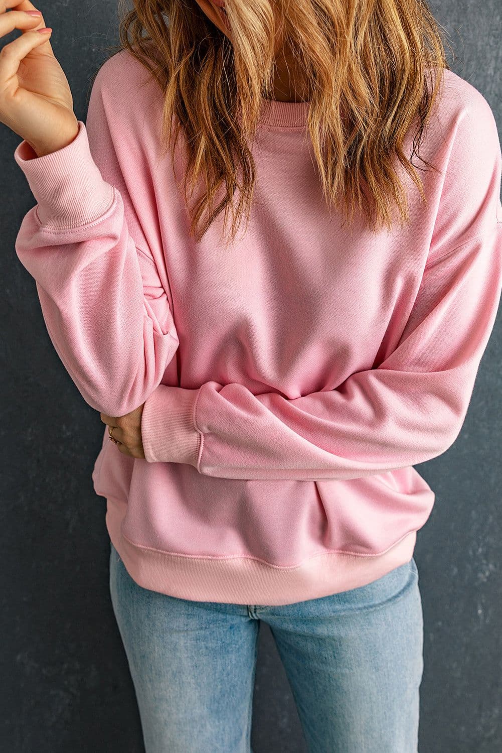 image-Black Solid Classic Crewneck Pullover Sweatshirt