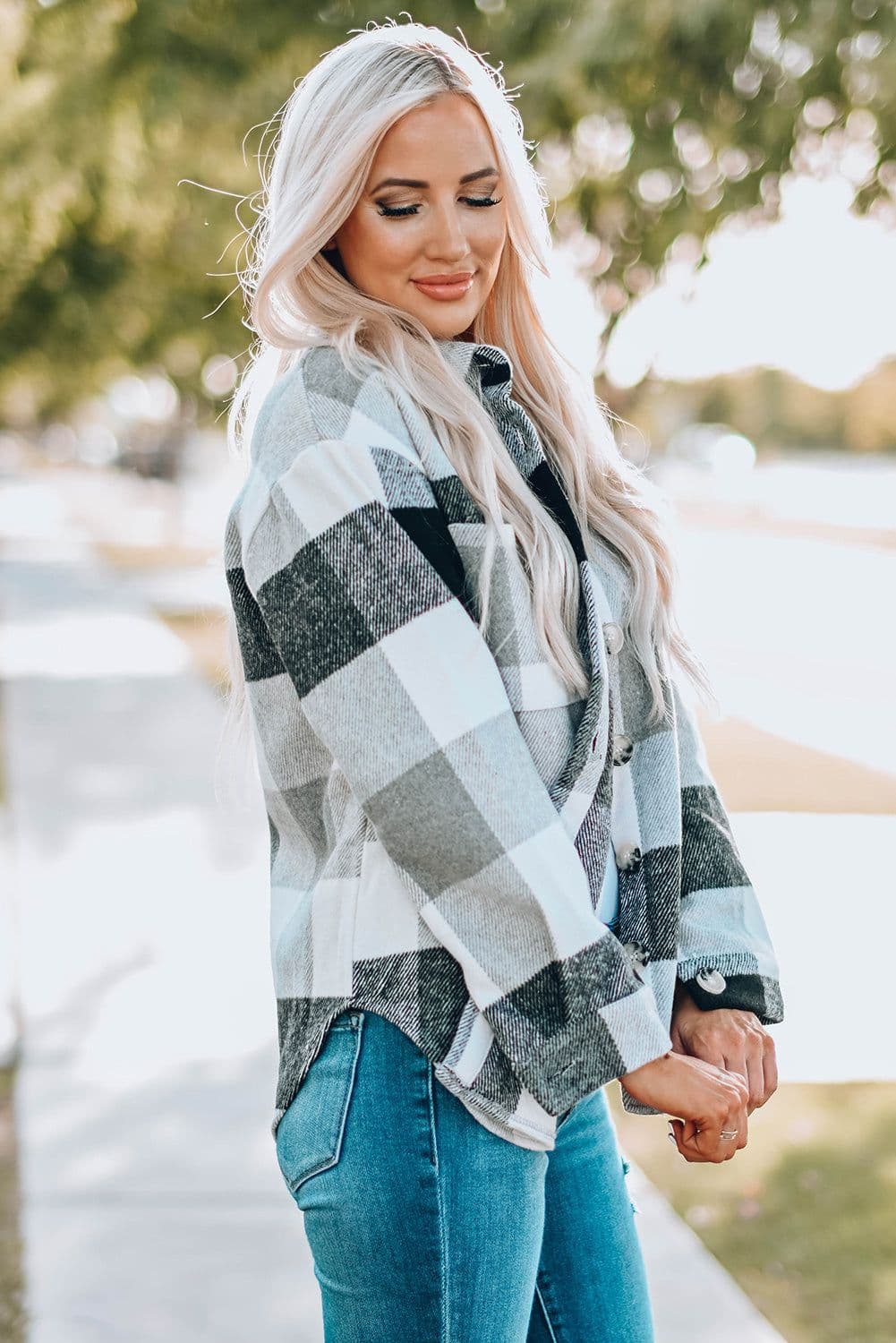image-Plaid Color Block Buttoned Long Sleeve Jacket with Pocket