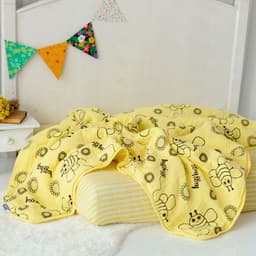 image-Milk&Moo Buzzy Bee Musselin Flauschige Babydecke, 90x110cm