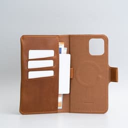 image-Leather iPhone folio wallet with Magsafe - The Minimalist 2.0 - SALE
