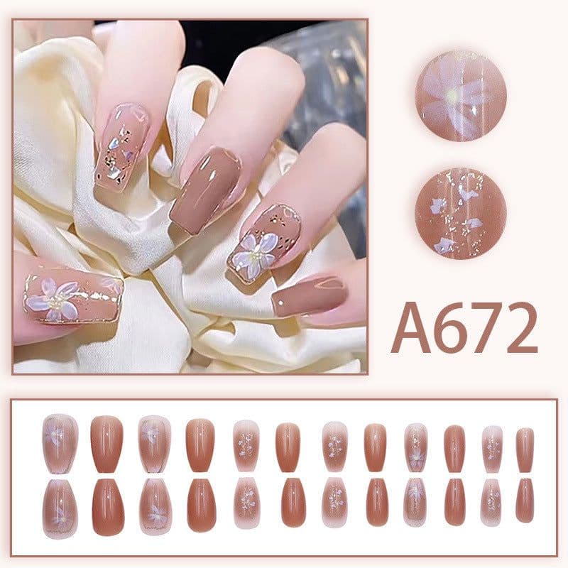 image-Autumn and winter gentle and pure desire simple style wearable manicure patches short, medium and long style white removable fake nail patches