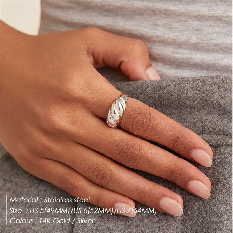 image-emanco cross-border stainless steel ring Europe and the United States gold-plated couple index finger ring niche high-end ring jewelry wholesale