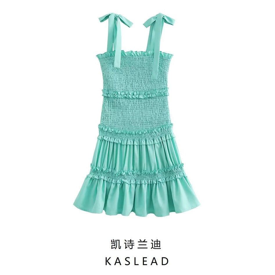 image-Women's Sleeveless Midi Dress - Green Elastic Waist