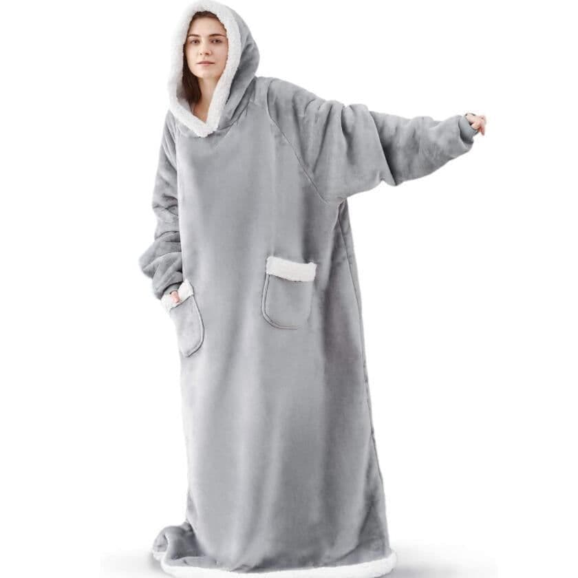 image-Winter blanket extra long vertical pocket fleece lazy blanket flannel lambswool TV TV blanket bathrobe