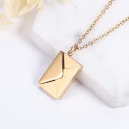 image-Yunxin Titanium Steel Clavicle Necklace - Rose Gold Love Lettering, 41-50cm