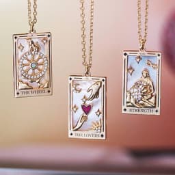 image-Electroplated real gold retro Tarot brand TAROT with drill dripping oil square brand necklace female ins high Zan Zan hot style