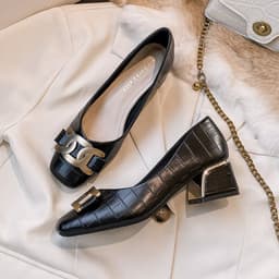 image-Square Toe Chunky Heel Shoes - Ivory White Size 43