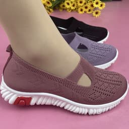 image-Old Beijing cloth shoes women's summer casual shoes breathable elderly soft bottom non-slip mesh shoes round toe mother's outerwear for walking