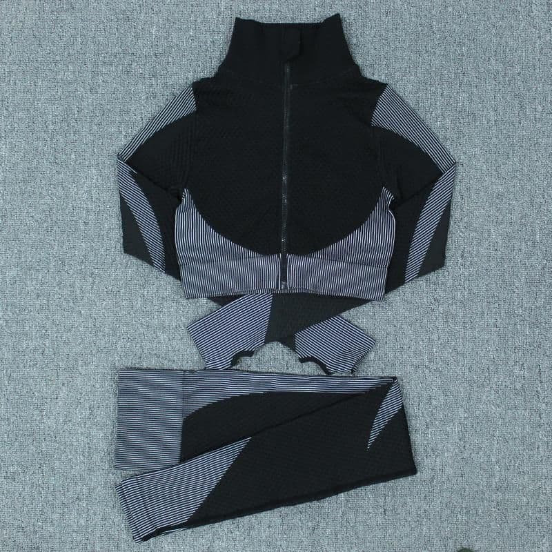 image-Purple Yoga Fitness Clothes Set - Seamless Bra & Underwear - XL