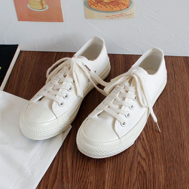 image-Triple vulcanization 1970s classic re-engraved low-cut color canvas shoes female students Korean version 2023 spring board shoes