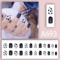 image-Autumn and winter gentle, sweet and pure desire INS style manicure wear nail polish girl whitening printed ice transparent fake nail polish