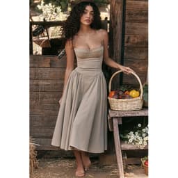image-Dynoppy Sexy V-Neck Sleeveless Women's Dress - Mid-Length, Waist Slimming, Backless