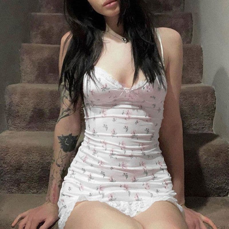 image-Floral Lace Suspender Pencil Skirt - White L