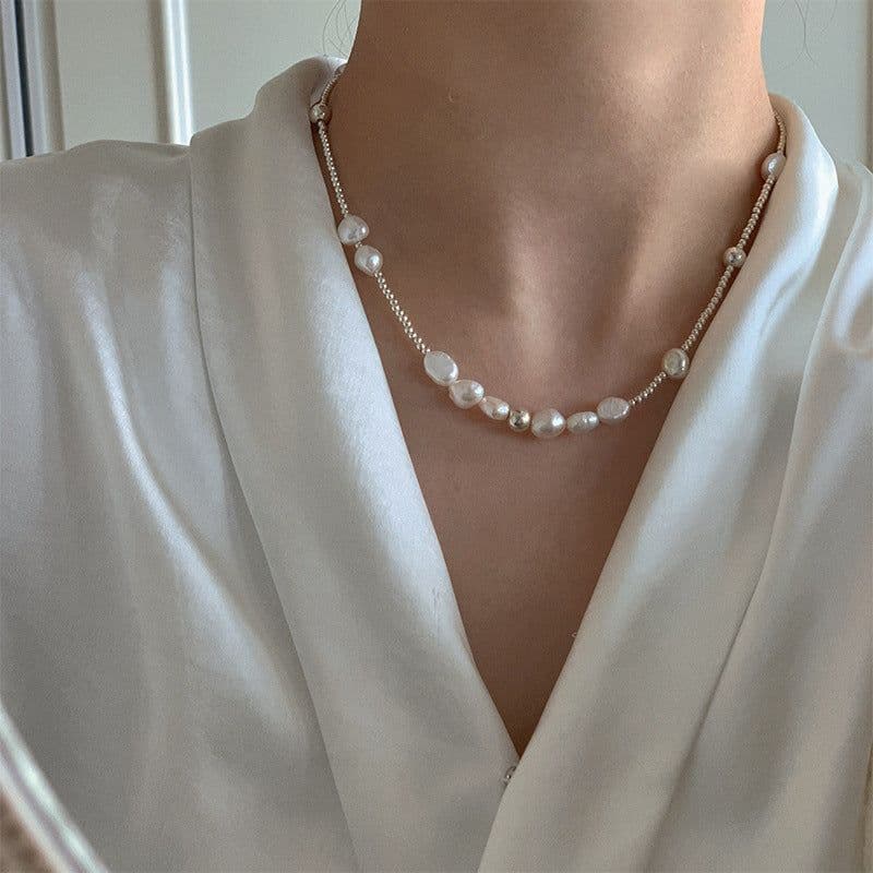 image-South Korea's Dongdaemun High-end Design Sense Personality Versatile Niche Versatile Baroque Pearl Simple Clavicle Chain