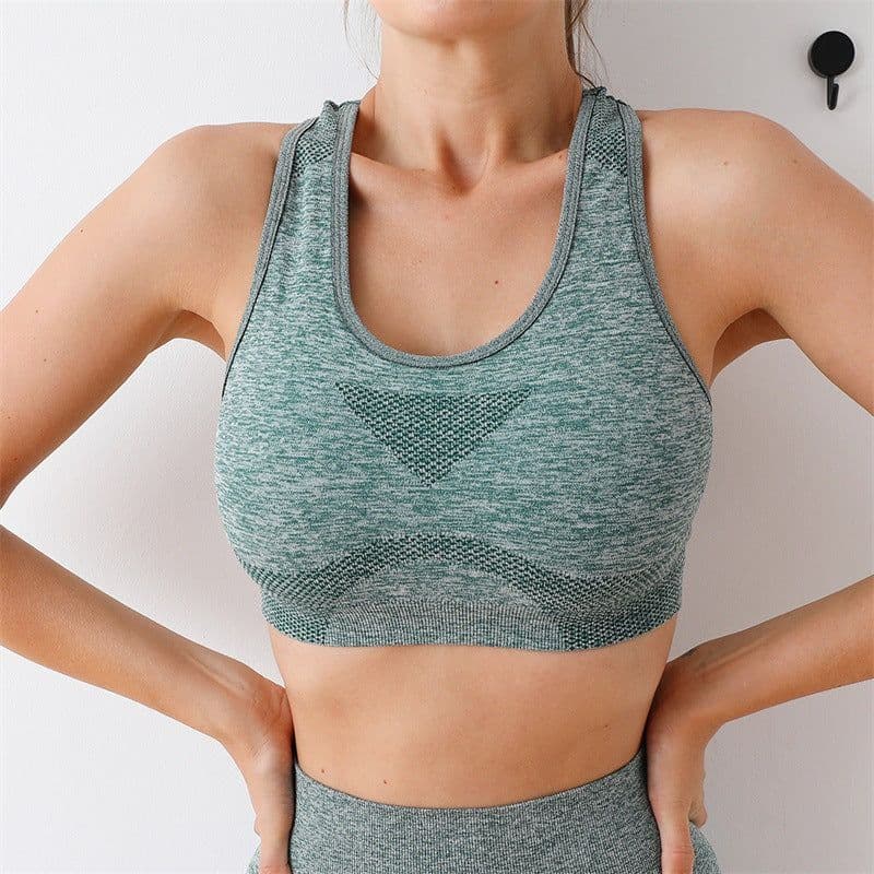 image-Dai Jiaoyi Pink Yoga Sports Bra - XL Shockproof Full Cup, Leggings Set