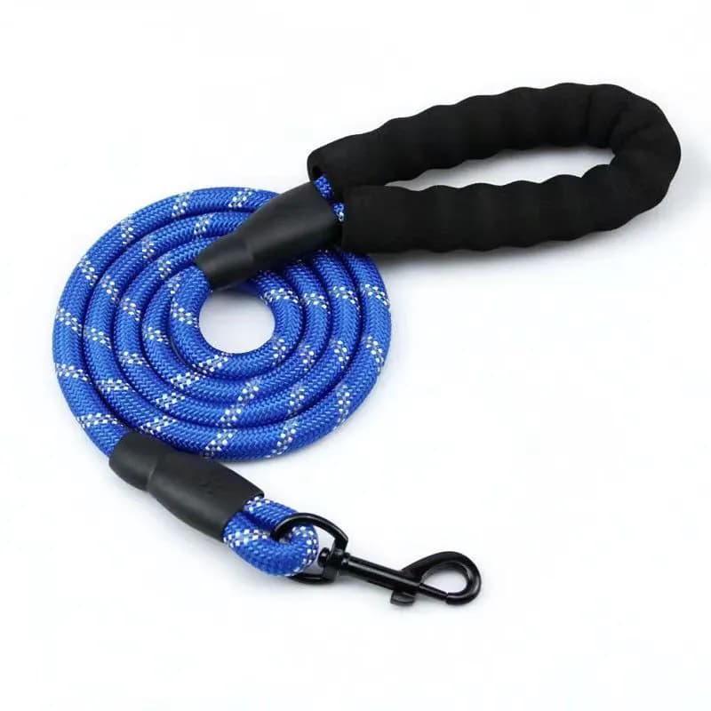 image-Spot cross-border pet leash small, medium and large dogs explosion-proof red dog leash night reflective extended nylon dog chain