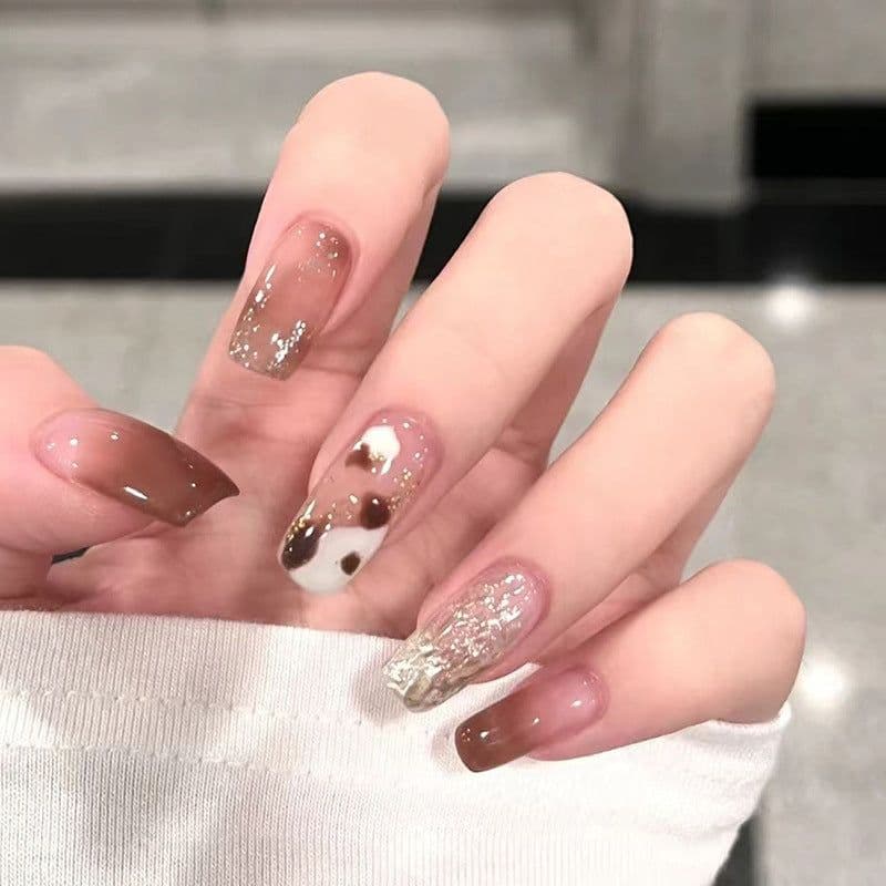 image-Autumn and winter gentle and pure desire simple style wearable manicure patches short, medium and long style white removable fake nail patches