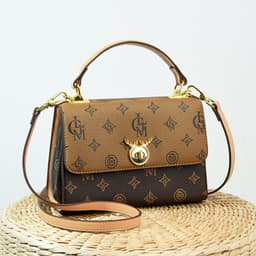 image-Longming Valley 2022 PVC Street Fashion Shoulder Messenger Bag - Contrast Color Small Square